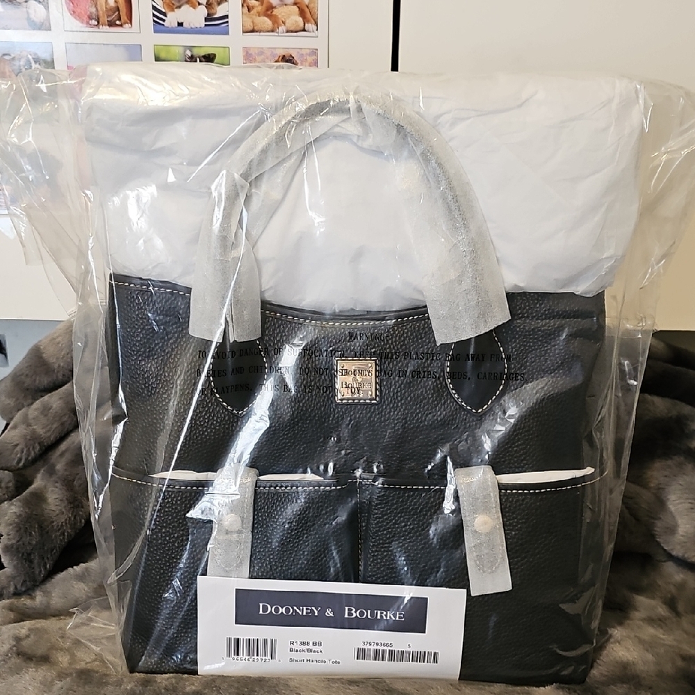 Dooney & Bourke Black Structured Tote Bag